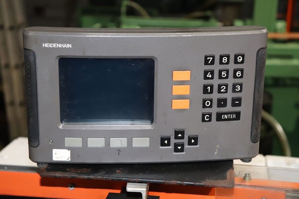 16"/26" x 54" Clausing Colchester #Triumph-VS, Gap Bed Lathe, 2.25" thru hole, 15-2500 RPM, 10 HP, 415 V, 1998 - Image 3