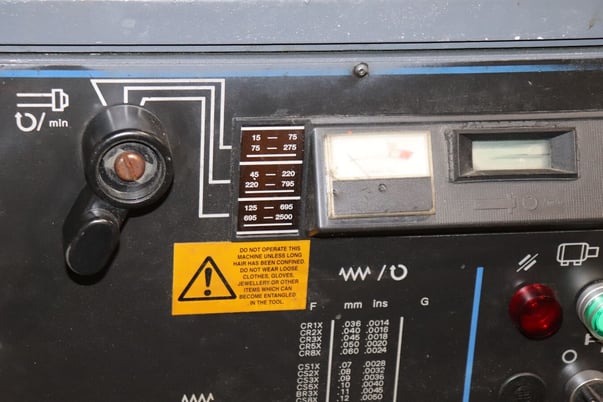 16"/26" x 54" Clausing Colchester #Triumph-VS, Gap Bed Lathe, 2.25" thru hole, 15-2500 RPM, 10 HP, 415 V, 1998 - Image 5