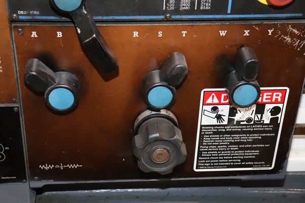 16"/26" x 54" Clausing Colchester #Triumph-VS, Gap Bed Lathe, 2.25" thru hole, 15-2500 RPM, 10 HP, 415 V, 1998 - Image 9