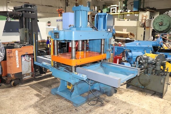 100 Ton, Central Engineering #M518-00, 4-Post Die Trim Press, 32" x 32" Bed, 40" width x 21.5" centers - Image 1