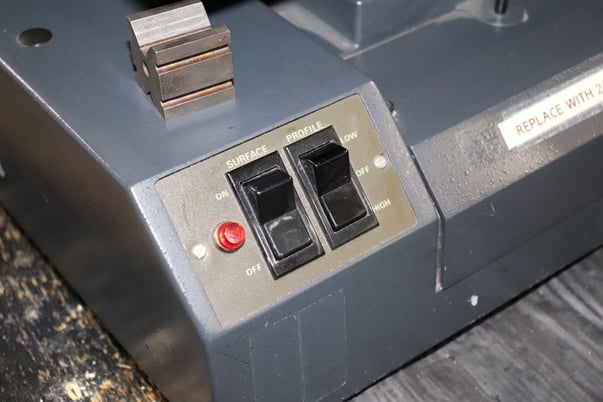 15" Starrett Sigma #VB-360, Optical Comparator, 15.5" x 9" motorized table, 10" x 6" port window, 115 V - Image 7