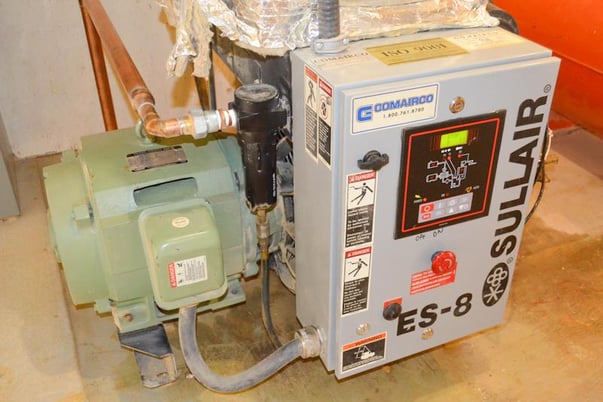 111 acfm, 125/135 psig, Sullair #ES8-30H/A, single stage fluid rotary screw air compressor, 30 HP, 2005 - Image 2