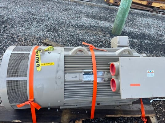350 HP 1200 RPM General Electric, Frame 5011LL, TEFC, Ball, 2300/4160 Volts, new surplus, nice - Image 1