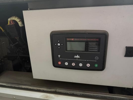 28 KW Ascot #ACFR35TL1, Natural gas generator, weather enclosure, multi-voltage, new surplus, 9 hours, 2021 - Image 2