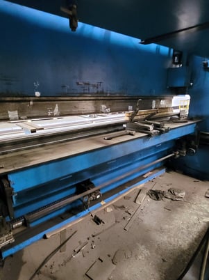 200 Ton, Odin #WE67K, hydraulic press brake, 122" between housing, 8" stroke, 17" open, 14" throat, 24" BG - Image 5