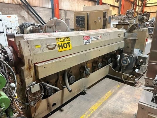 4.5" Davis Standard, 30:1 L/D extruder, electrically heated, air cooled barrel, 150 HP DC, 1991 - Image 3