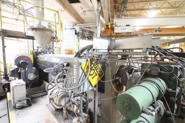 5.11" Davis Standard, 30:1 L/D non-vented extruder, SCR Control, 6" continuous screen changer, 1997 - Image 7