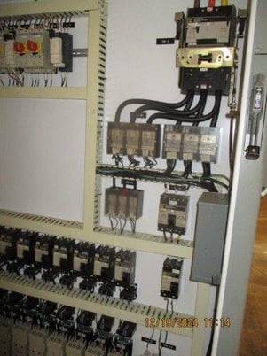 5.11" Davis Standard, 30:1 L/D non-vented extruder, SCR Control, 6" continuous screen changer, 1997 - Image 9
