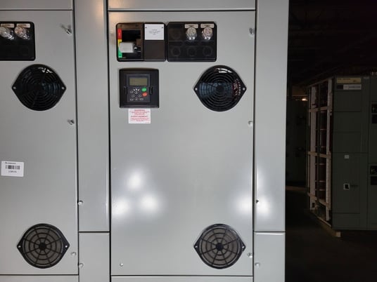 10 HP Eaton, SVX005A1-5A4N1, variable frequency drive, 600 Volts, 10 amps, like new - Image 1