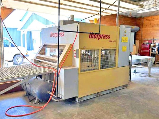 Iberpresse #PRA-1-1423, veneer membrane press, 55" x 90" platen, 300 ton, 2001 - Image 2