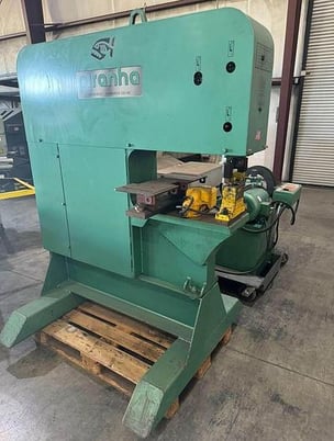 120 Ton, Piranha #SEP120, single end hydraulic punch, 21.5" throat - Image 6
