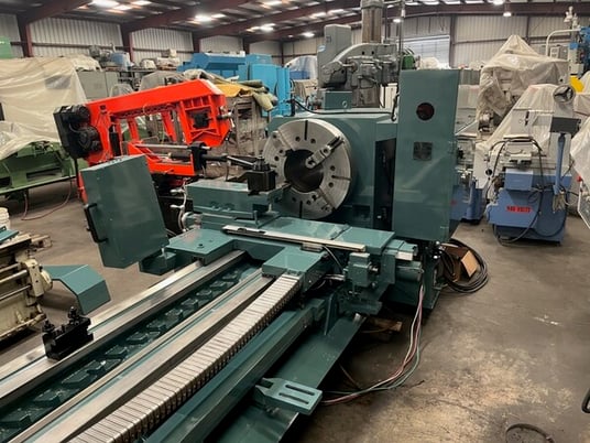 35" x 120" Vantage #PA3512U, 12.5" hole, 400 RPM, 4-jaw 28" chuck, 40 HP, taper, DRO' s, chip conveyor, 2008 - Image 8