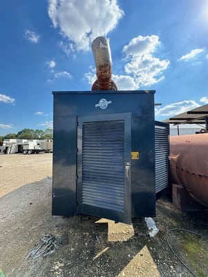 1050 KW Detroit Diesel #12V14, diesel generator, weatherproof enclosure, 277/480 Volts, 0.8 PF, 1800 RPM - Image 7