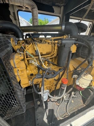 100 KW Caterpillar #XQ100, diesel towable rental generator, sound attenuated enclosure, 208/480 Volts, 2007 - Image 5
