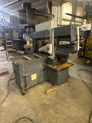 16" x 18" Hyd-Mech #S-23, horizontal bandsaw, 5 HP, 1-1/4" x 15' 6" blade, S/N X0107453H - Image 4