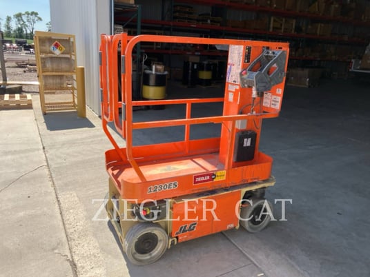 Jlg Industries, Inc. 1230ES, Lift Scissor, 109 hours, S/N: M130008673, 2020 - Image 1