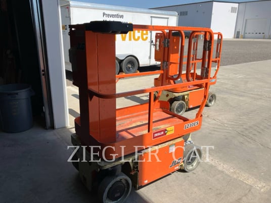 Jlg Industries, Inc. 1230ES, Lift Scissor, 109 hours, S/N: M130008673, 2020 - Image 2