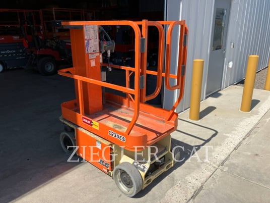 Jlg Industries, Inc. 1230ES, Lift Scissor, 109 hours, S/N: M130008673, 2020 - Image 3