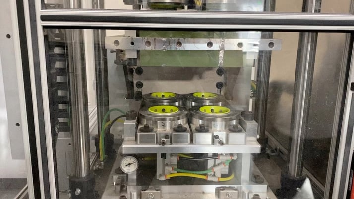 Branson #HH15H, Hot Plate Welder, 12" x15" heat platen, 27" between press platens, 2016 - Image 4