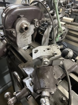 10" x 24" Atlas #TH-42, Engine Lathe, 4 - 120 TPI inch threads, 1/3 HP - Image 2