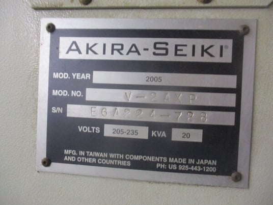 Akira-Seiki #V2AXP, CNC vertical machining center, 20 KVA, 205-235