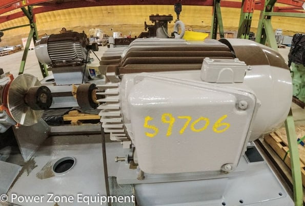 40 HP 1480 RPM Toshiba 813-B0300EXNIEC, Frame D200L, TEFC, 400 Volts, unused surplus - Image 1