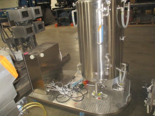 Mobius CellReady 200 L Bioreactor Disposable Mixing System with Control Box, 150 psi @ 150&deg;F - Image 1