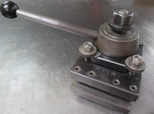 Aloris #EA Style Tool Post with EA2 V-Groove Quick Change lathe tool holder (YMC) - Image 2