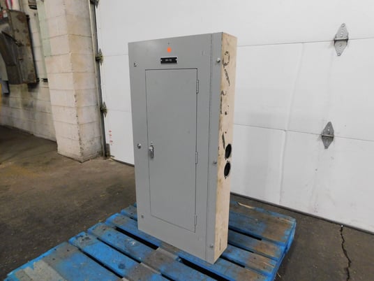 400 Amp. Kinney Electrical, 311750, panelboard, 120/208 Volts, 3 phase, 4-wire - Image 3