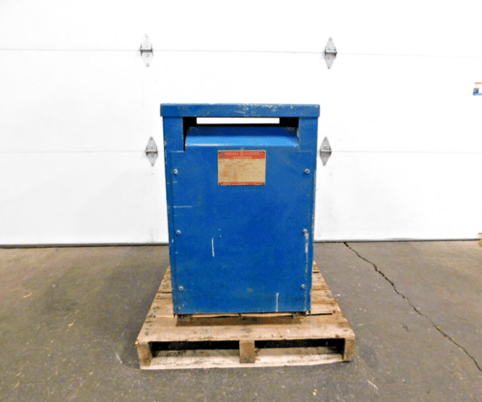 37.5 KVA 216-504 Primary, 120/240 Secondary, General Electric 9T23Y2672, dry type transformer - Image 1