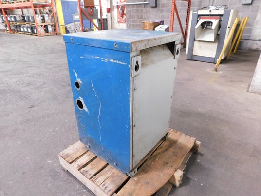 37.5 KVA 216-504 Primary, 120/240 Secondary, General Electric 9T23Y2672, dry type transformer - Image 6