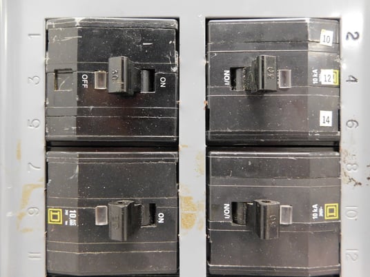 Square D, QOC24US, panelboard, 120/208 Volts, 3 phase, 4-wire - Image 3