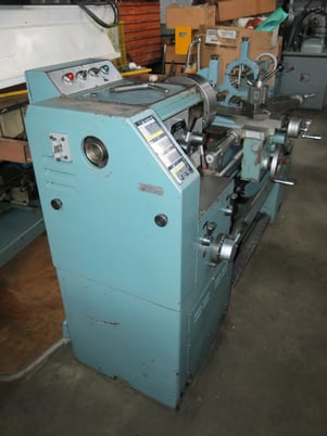 16" x 40" Victor, gap bed lathe, D1-6 spindle taper, 10" 3-jaw chuck, Steady Rest, Follow Rest, taper, well - Image 3