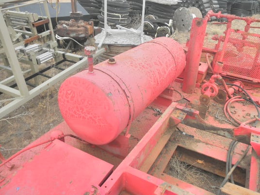 200 gallon 200 psi, Pressure Tank on Skid, 200 psi @ 650 F - Image 4
