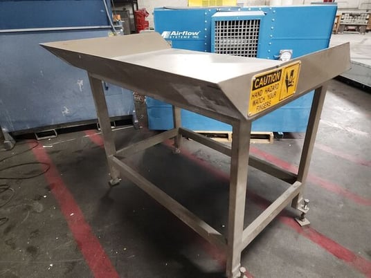 Allegheny shredding system, cross cut shredder, motorized tipper, 2 air filtration units - Image 6