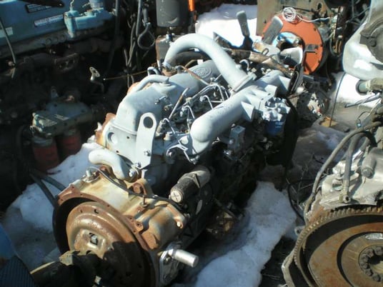 170 HP Ford #170F, Diesel Engine, Inline 6-cylinder, 2600 RPM, 401 cu.in. - Image 2