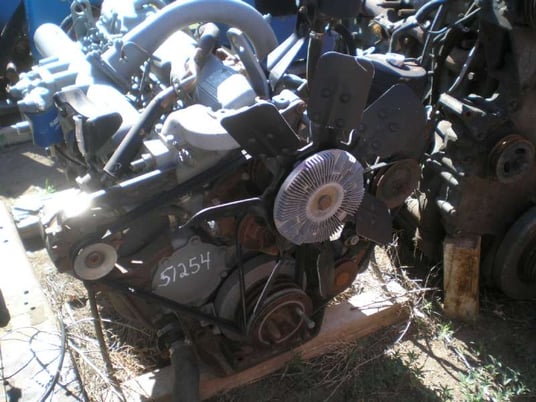 170 HP Ford #170F, Diesel Engine, Inline 6-cylinder, 2600 RPM, 401 cu.in. - Image 6