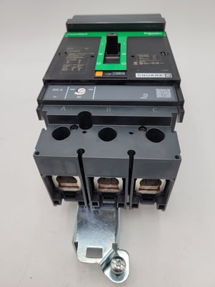 200 Amps, Square D, JJA36200, PowerPact I-Line Circuit Breaker, 600VAC 3P 3PH - Image 2