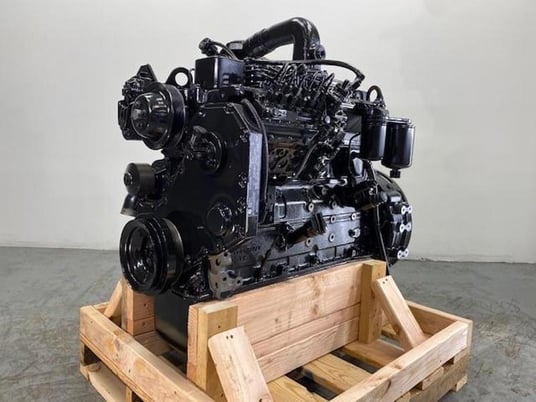 165 -180 HP Cummins 6BT5.9-C, Complete Diesel Engine, New - Image 4