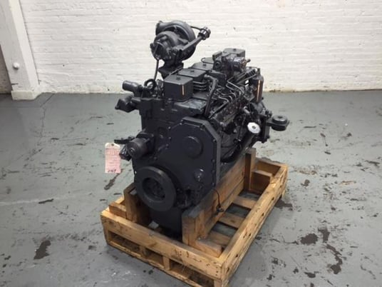 110 -173 HP Komatsu SAA6D102, Complete Diesel Engine, Rebuilt - Image 1