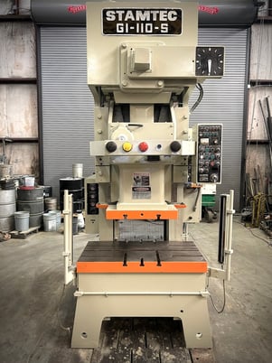 121 Ton, Stamtec #G1-110S, 7.1" stroke, 45.3" x 23.6" bed, 30-60 SPM, wet clutch/brake, 1990 - Image 2