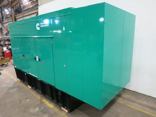 500 KW Cummins, Diesel generator set, standby, sound attenuated enclosure, EPA Tier 2, 277/480 Volts, new - Image 1