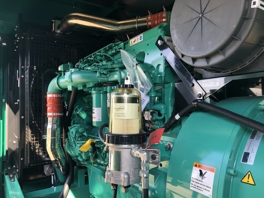 500 KW Cummins, Diesel generator set, standby, sound attenuated enclosure, EPA Tier 2, 277/480 Volts, new - Image 4