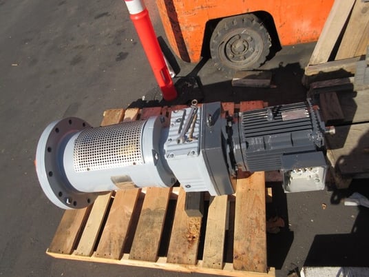 10 HP Lotus Mixer #RF97-10 Pump w/ Sew Eurodrive DRN132M4 Motor, 2017 - Image 5