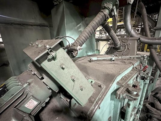 Goff #WM27.5-2-40, 2-wheel downblast mesh belt machine, 20 HP per wheel, 2008 - Image 10