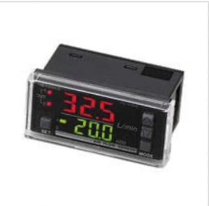 Keyence FD-V45A Separate Amp Type Air Flow Systems Sensor, Amplifier, Panel Mount, NPN - Image 1