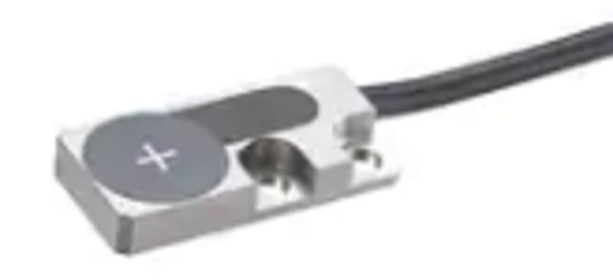 Keyence EH-614A Inductive Proximity Sensor, Sensor Head, Shielded Type, Thin - Image 1