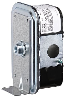 Johnson Controls P32AF-2C Differential Pressure Switch, 0.05 to 5" W.C. Range - Image 1