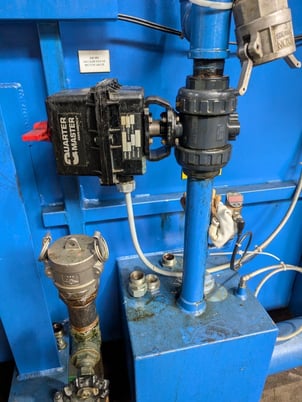 Hoffman #UBF-300K, filter machine, with Koolant Koolers chiller, low usage - Image 9