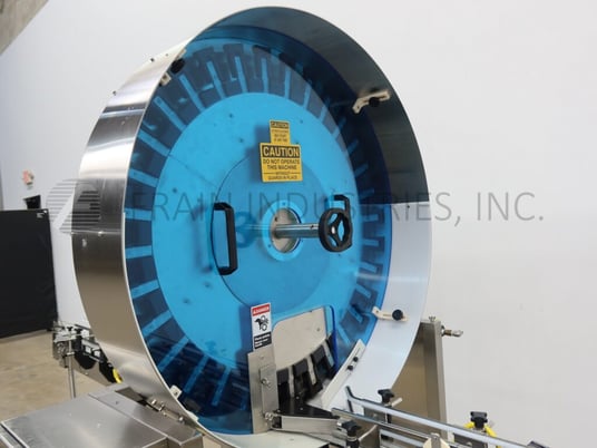 McBrady #200, rotary, inverted, air cleaner, 20-100 containers per minute, control panel has vari-speed - Image 2